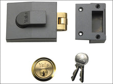 Yale 81 Rollerbolt Nightlatch DMG Brass Cylinder 60mm Backset Box